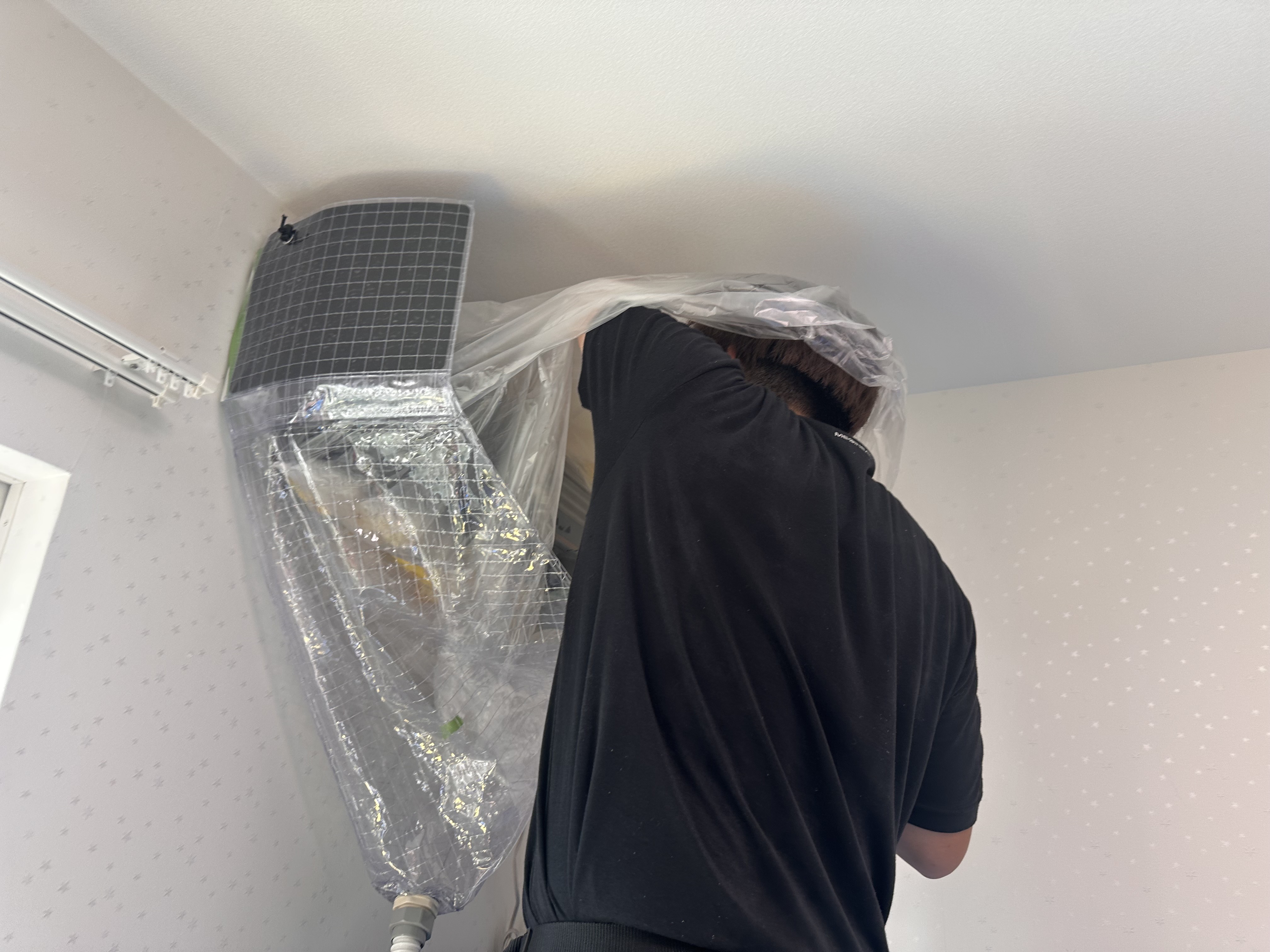 5. 洗浄：高圧洗浄でフィン・ファンを洗浄